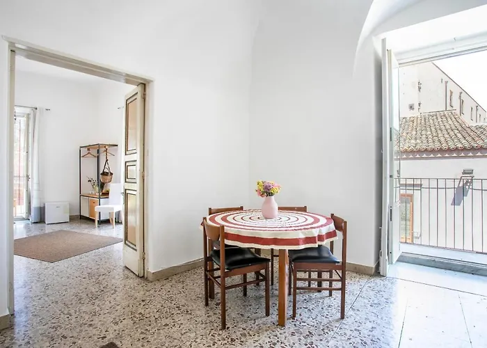 Casa Maravi * Katanya